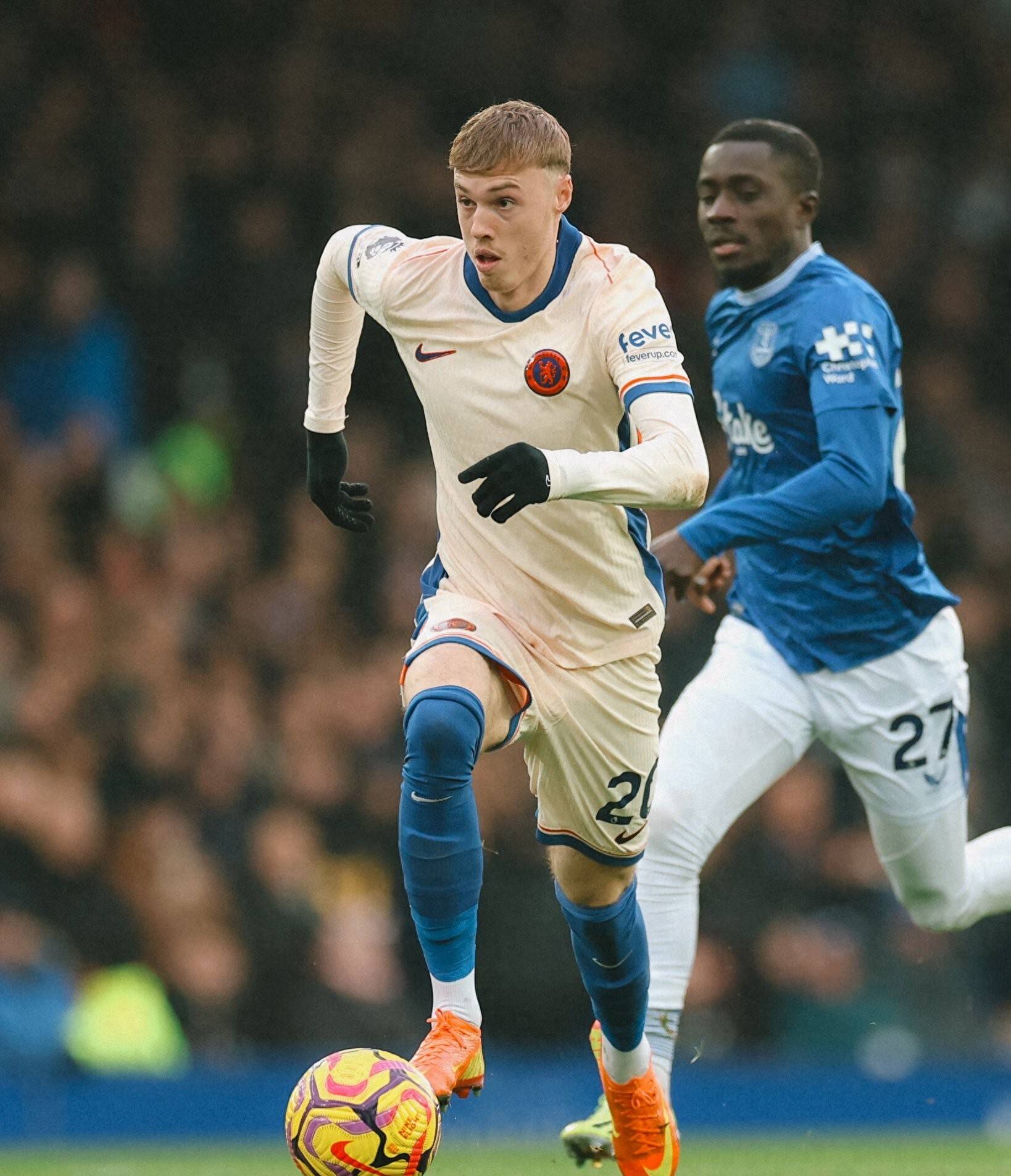 九游网页版登录入口-詹姆斯新星爆冷表现突出，切尔西前途光明！(切尔西詹俊)