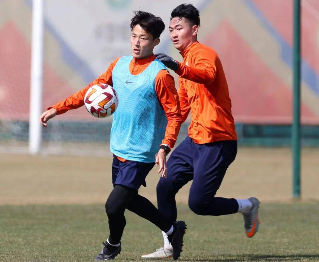 九游网页版登录入口-斯诺克季后赛，闽南玄武队与关中闪电队逆转，体能对抗拉满！快速转换撕裂防线的简单介绍