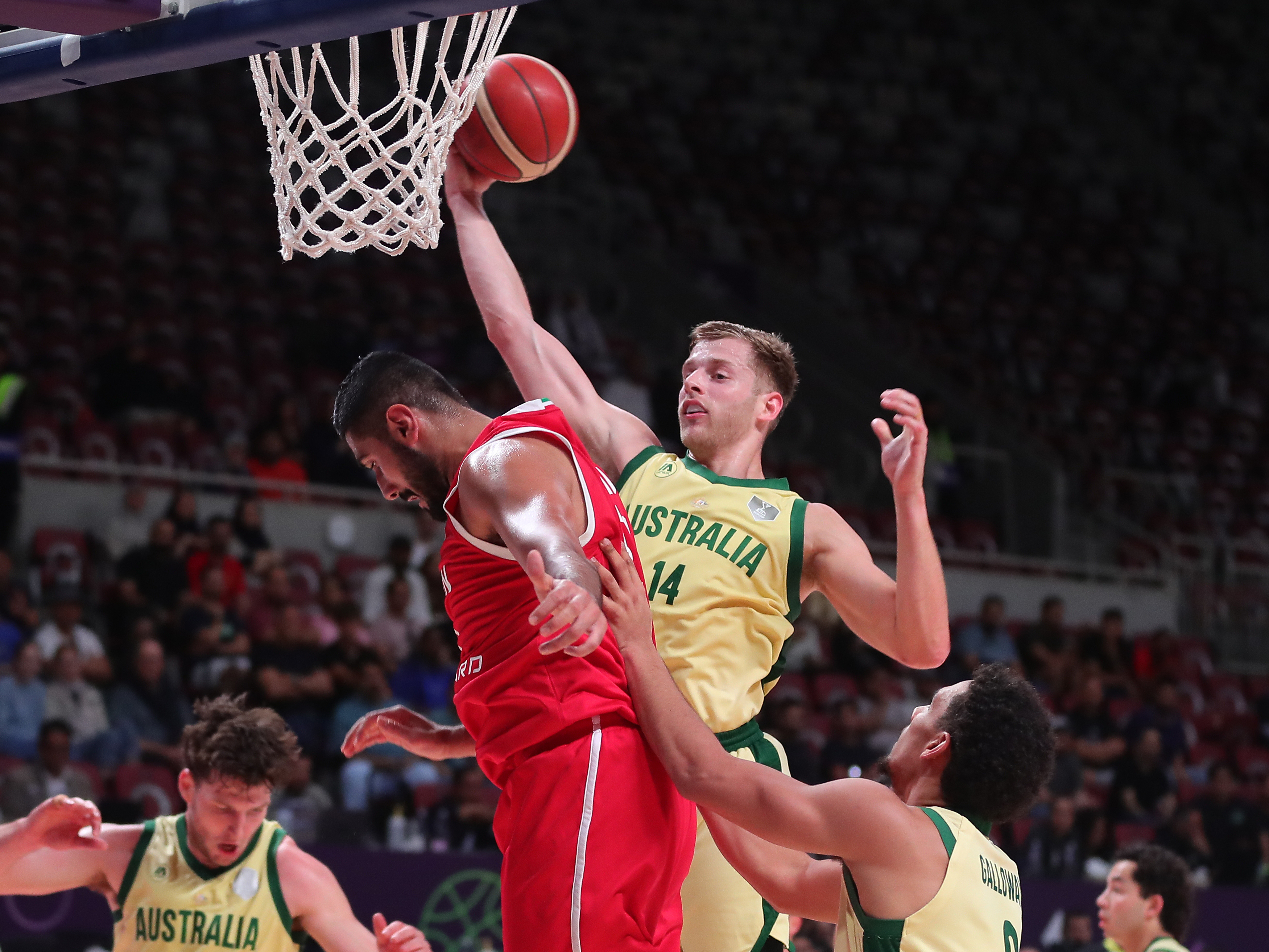 九游J9（中国）-国际比赛日欧篮联焦点战，浙江稠州更衣室发声，球迷炸锅，轮换策略成焦点(马龙乒乓球比赛视频回放)